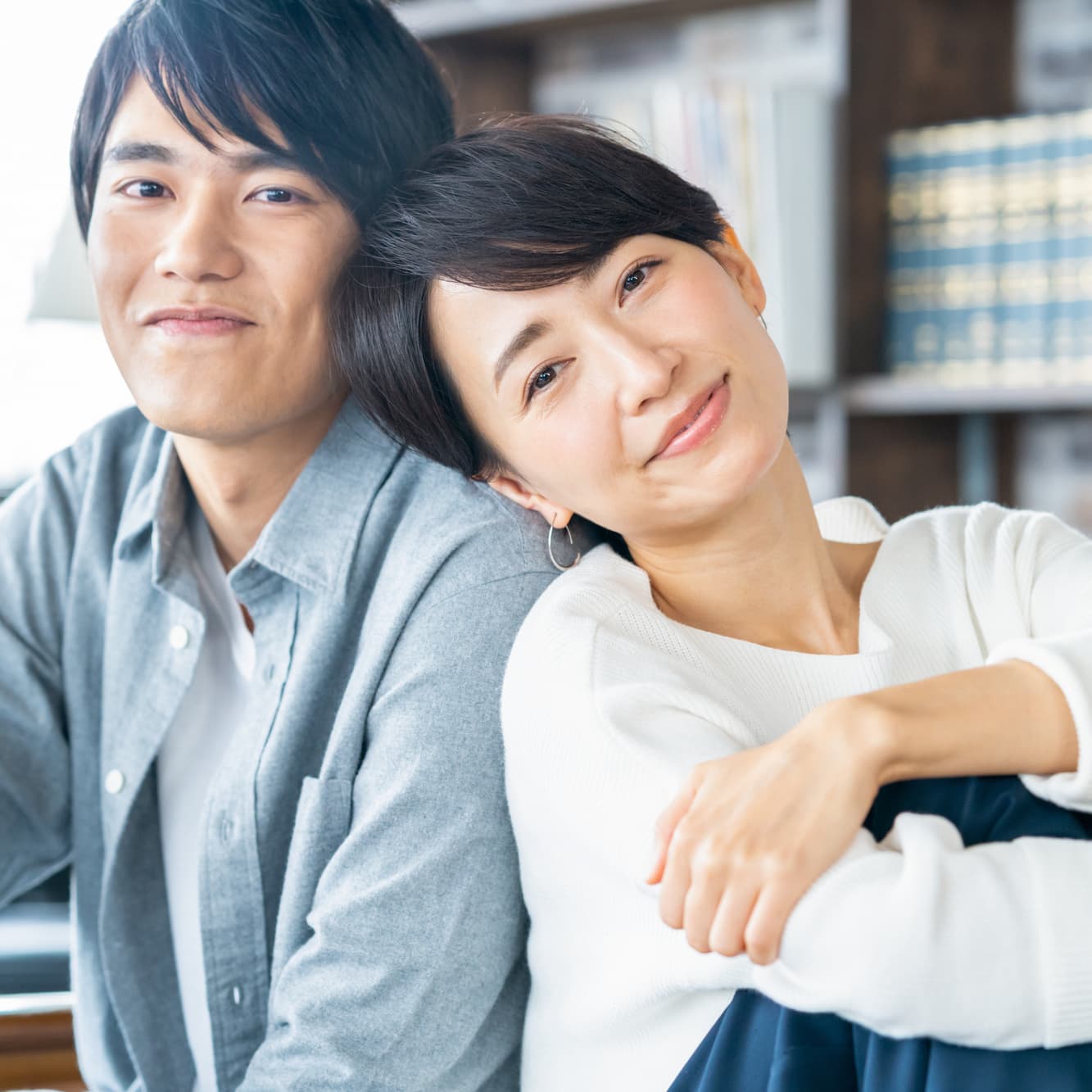 女性20代 30代40代からの婚活、OLさんの結婚相談所 アラサー アラフォー アラフィフ女性